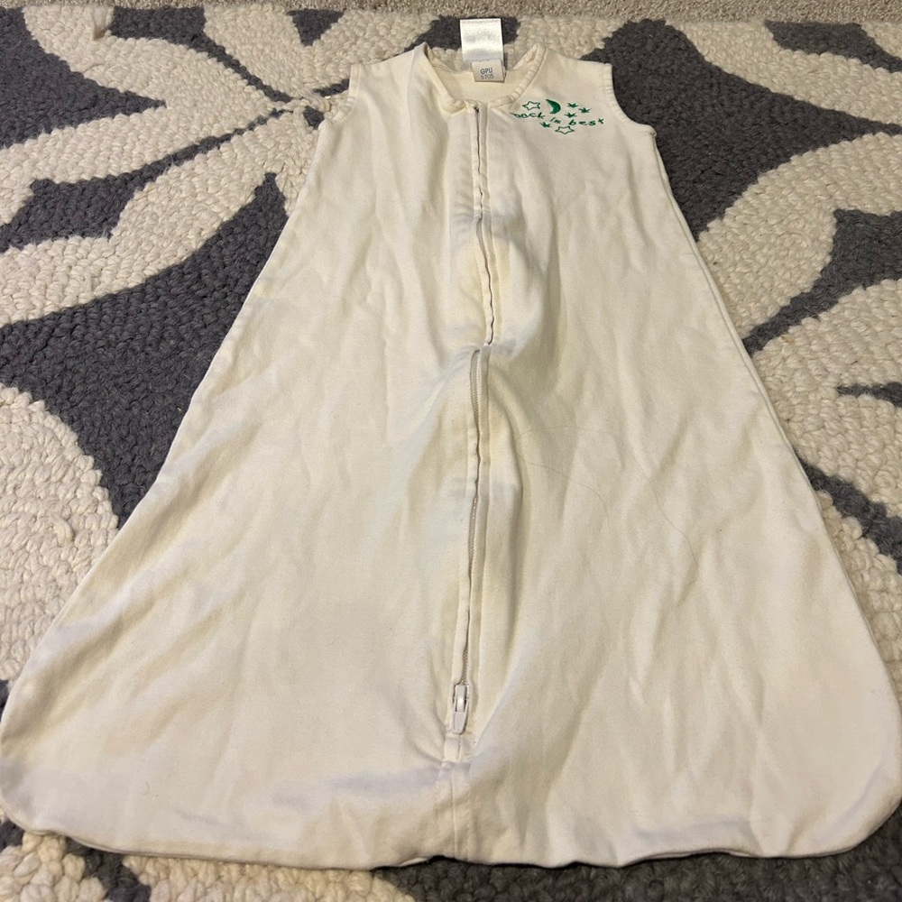 Halo Sleep Sack Zipper with Green Font Size Small Birth to 6 Months 10-18 Months
